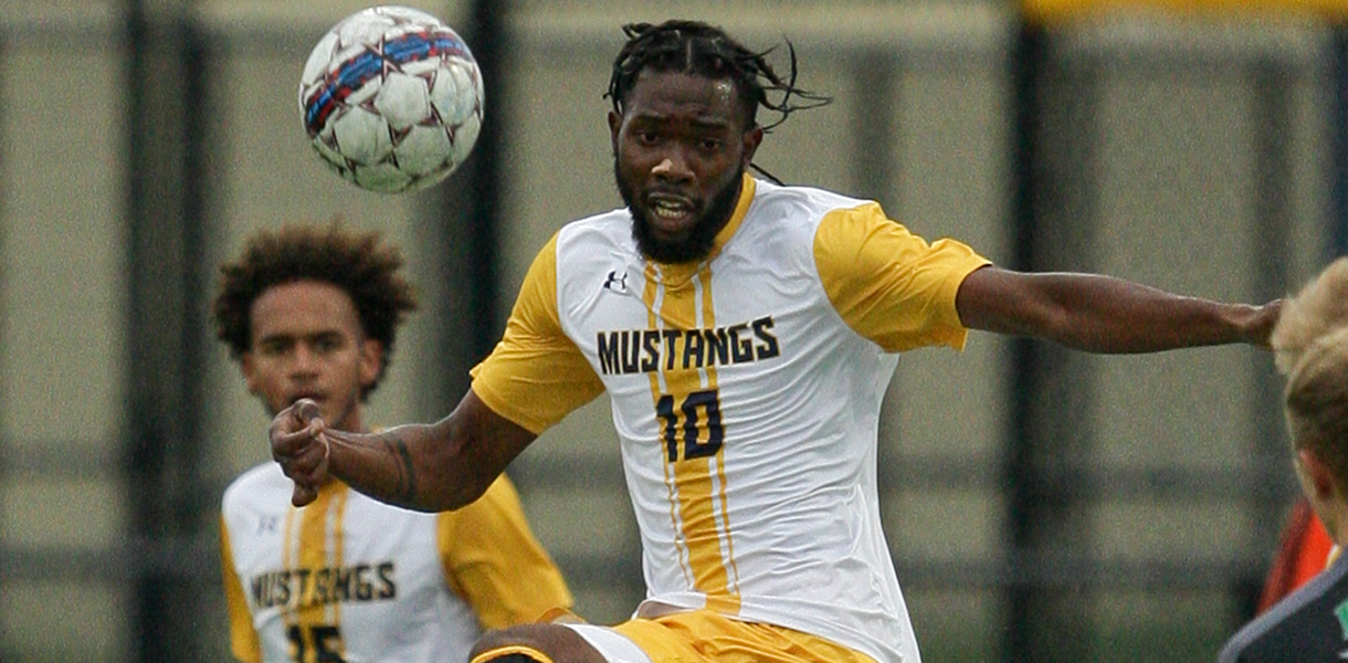 Top-ranked Eagles end Mustang win streak