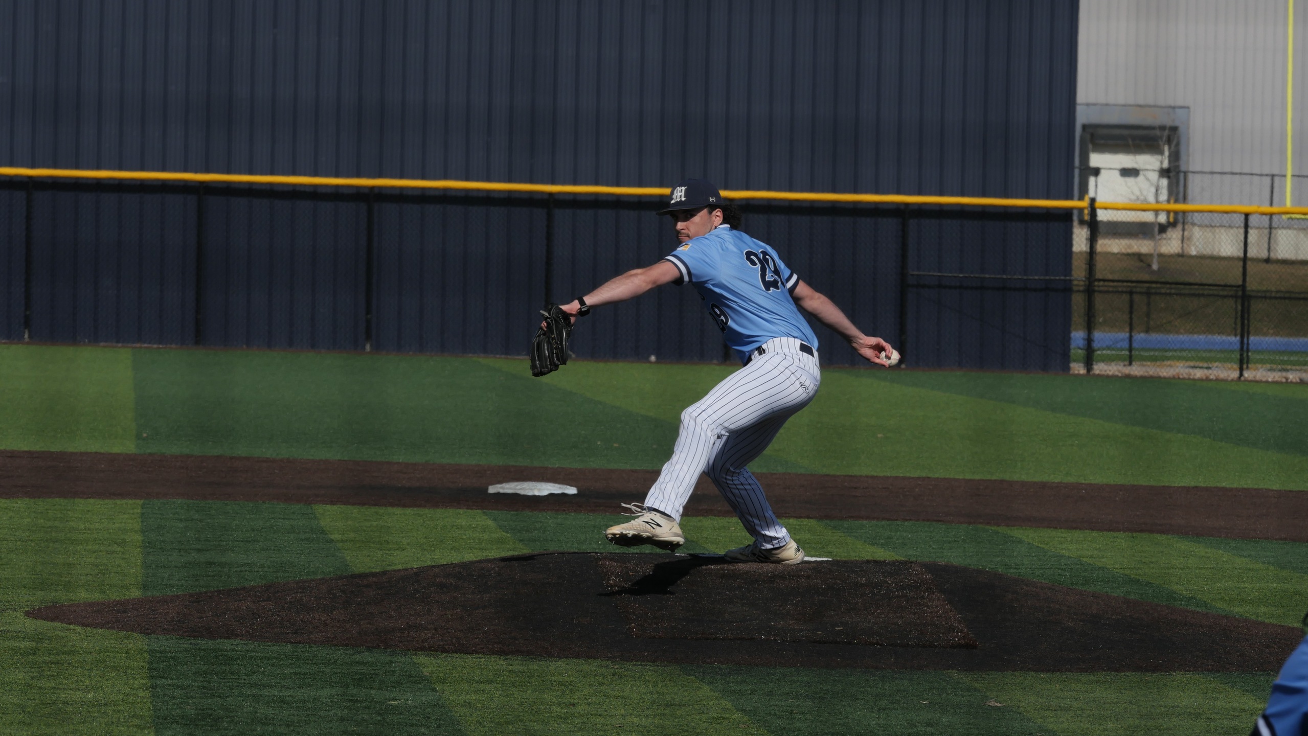 Pecson Blasts Two Home Runs as Mustangs Sweep Statesmen