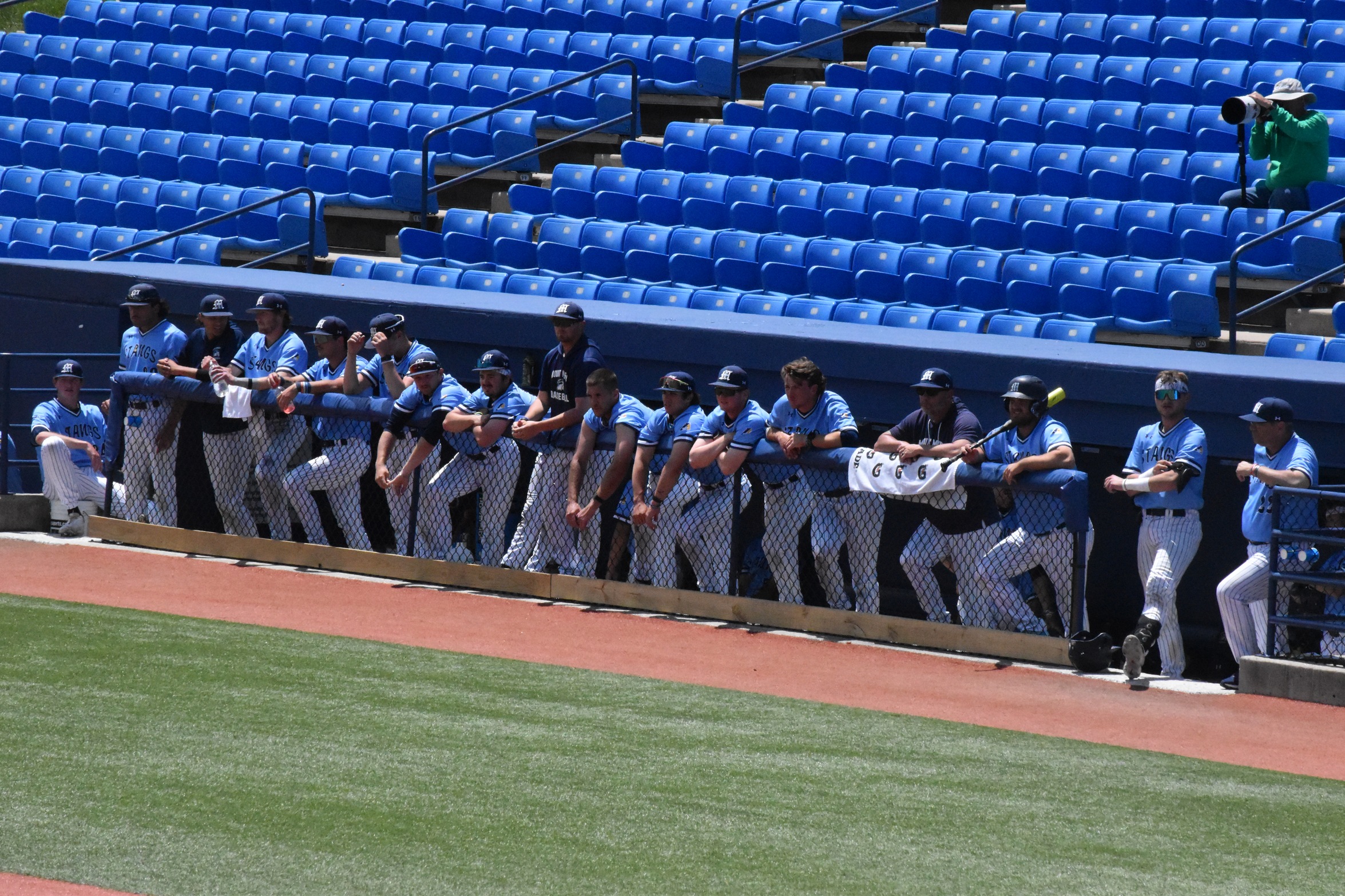 Mustangs Split Season Opening Doubleheader