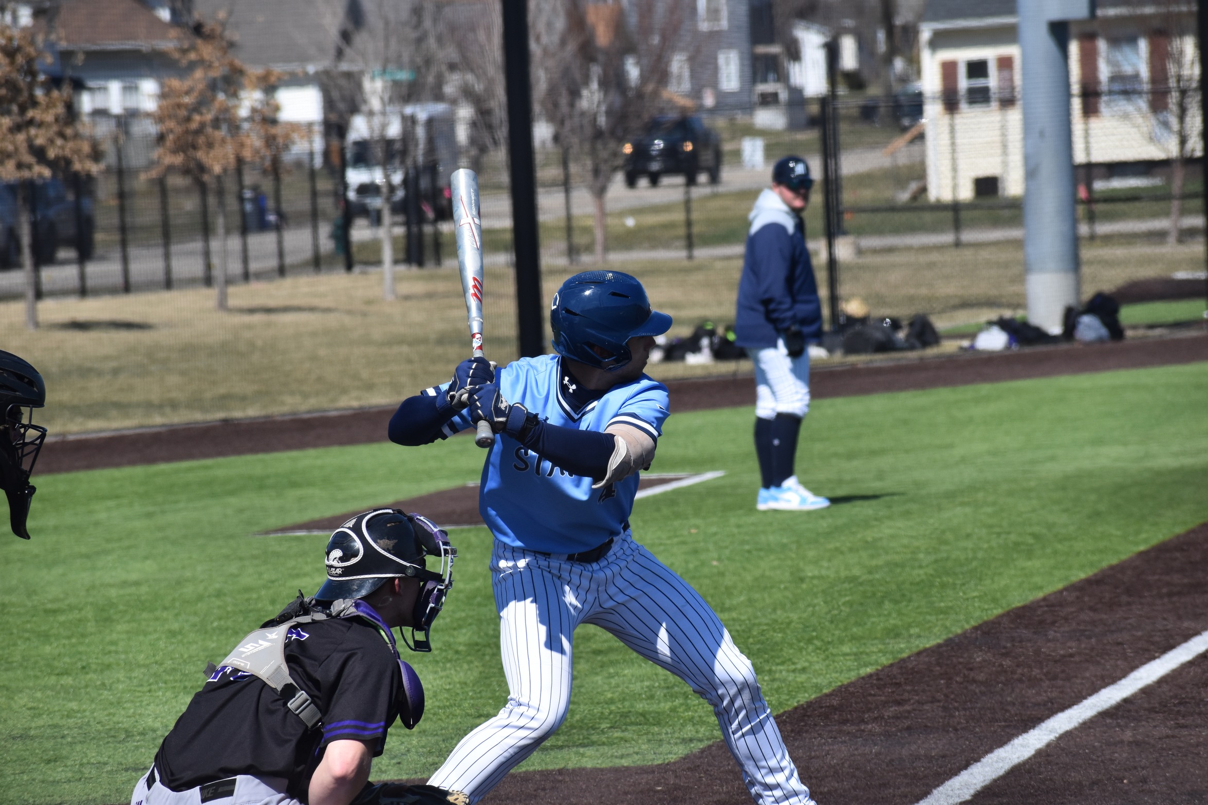 Mustangs Sweep Peru State to Close the Weekend