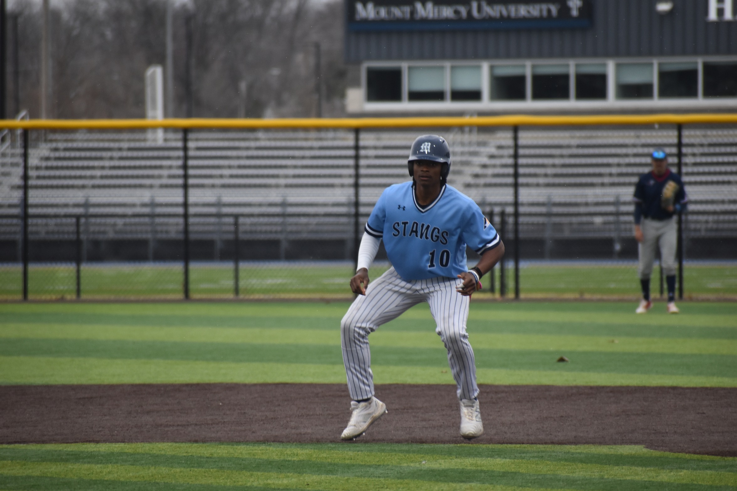 Mustangs Find Spark Late; Take Down Waldorf