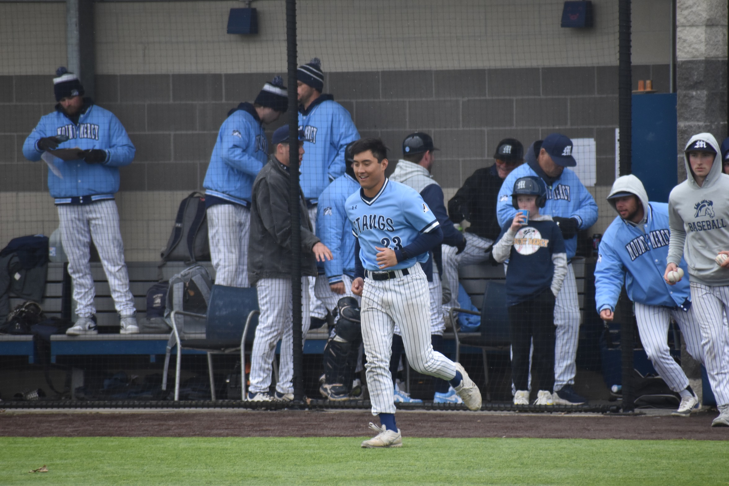 Mustangs Head to Final Week of Regular Season with Sweep of Clarke