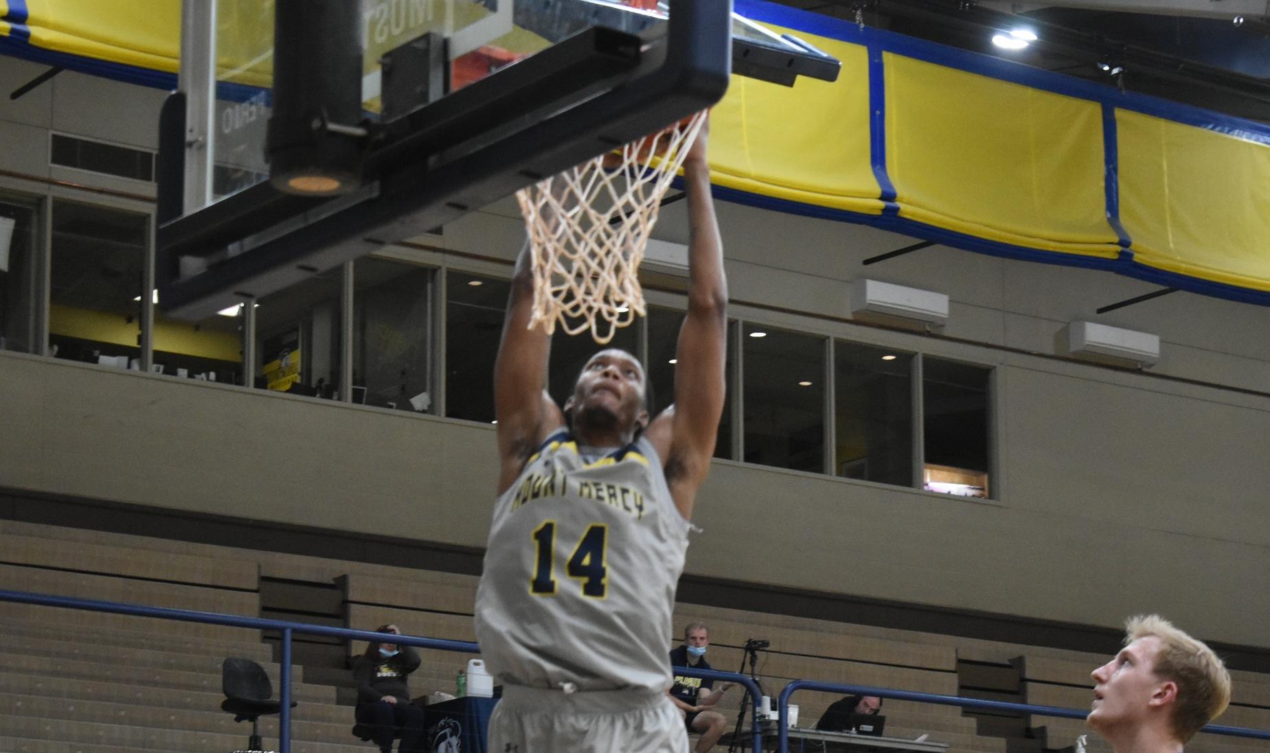 Mustangs top Warriors for road win