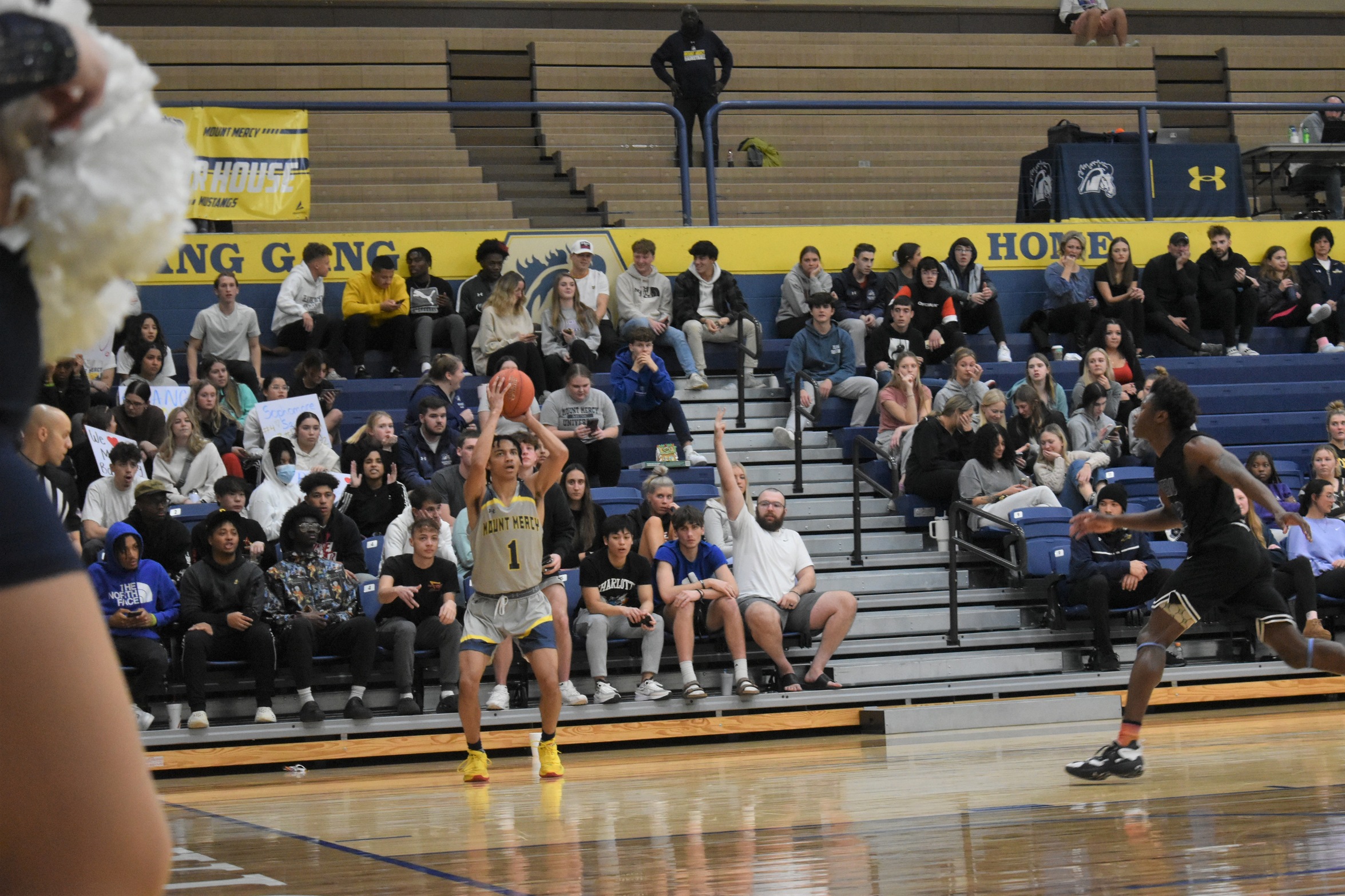 Mustangs, Pioneers battle until the end