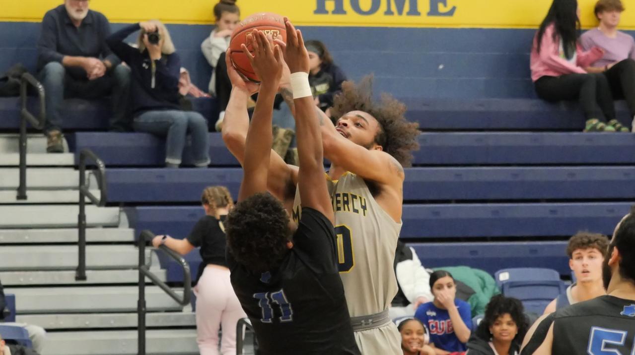 Eagles come back, edge Mustangs