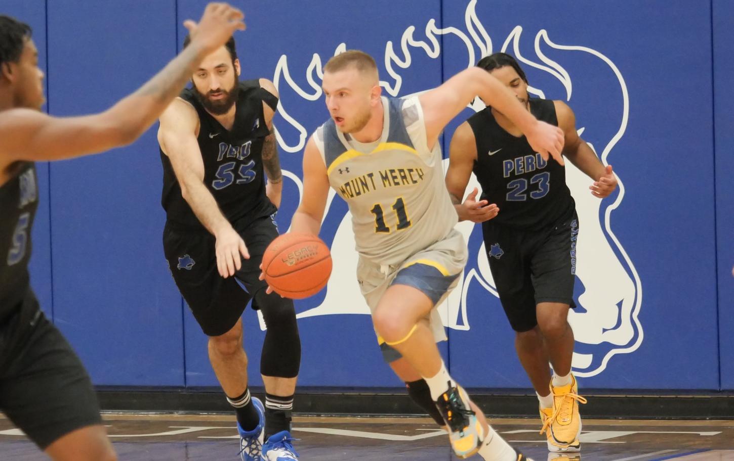 Mustangs drop Saturday tilt with Bobcats
