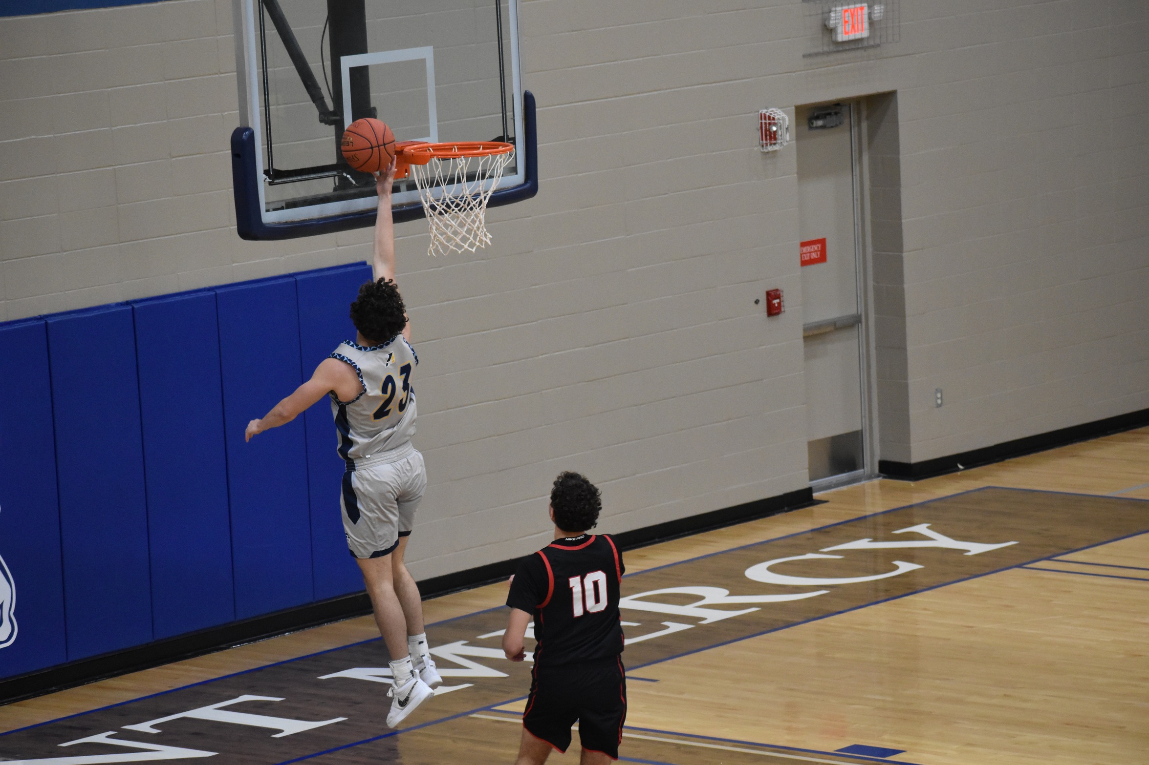 Fried's Career Game Not Enough as Mustangs Fall to Missouri Valley