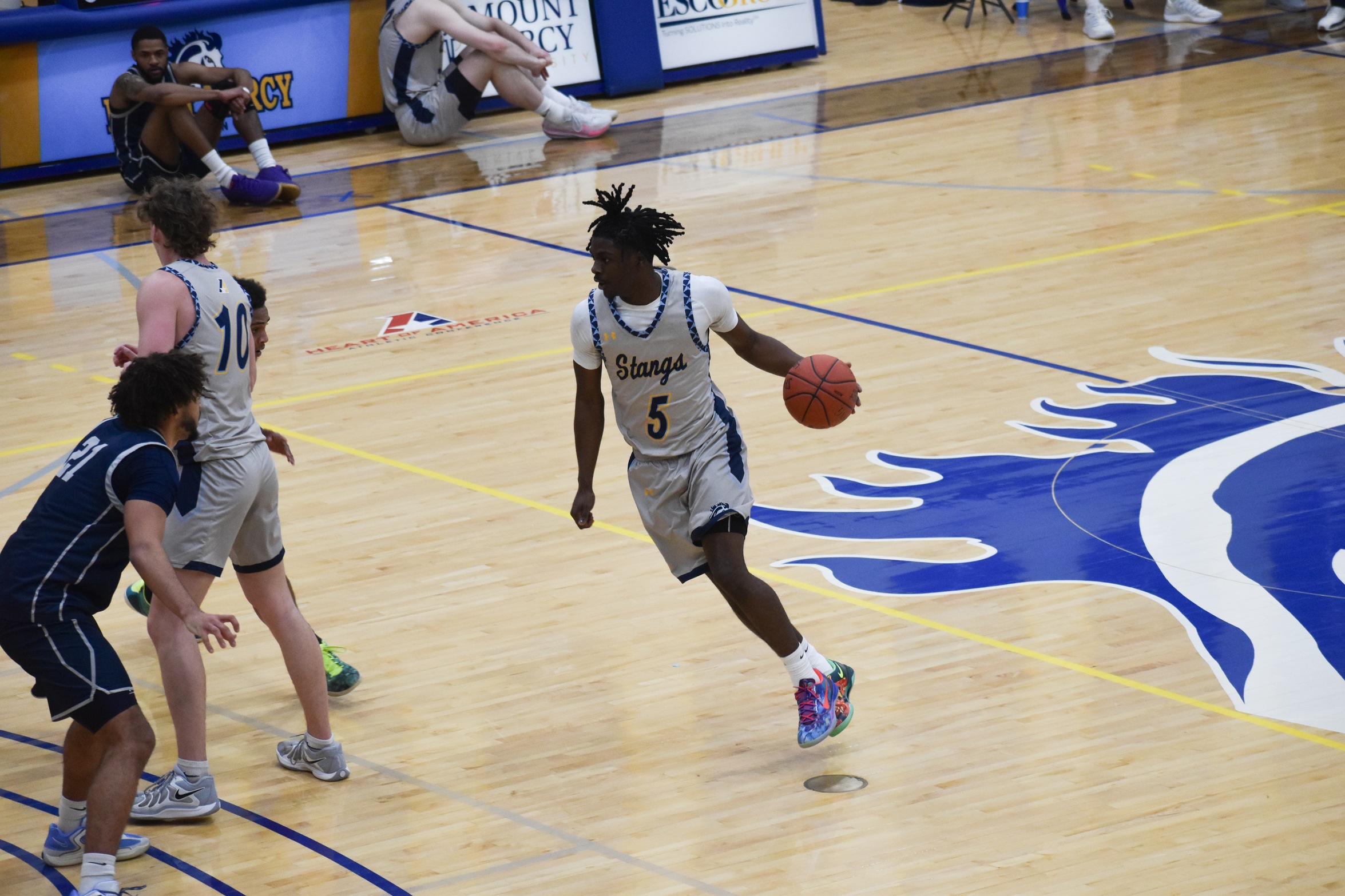 Mustangs Hold On to Defeat Missouri Baptist; Winning Fourth Straight Game