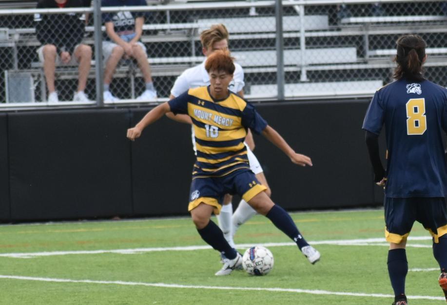 Mustangs net second straight road win