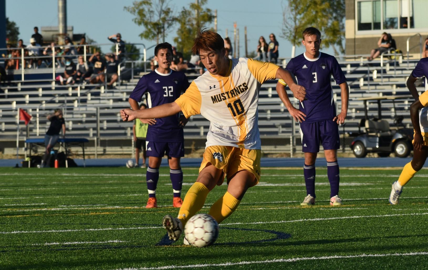 Sasaki, Mustangs dominate again
