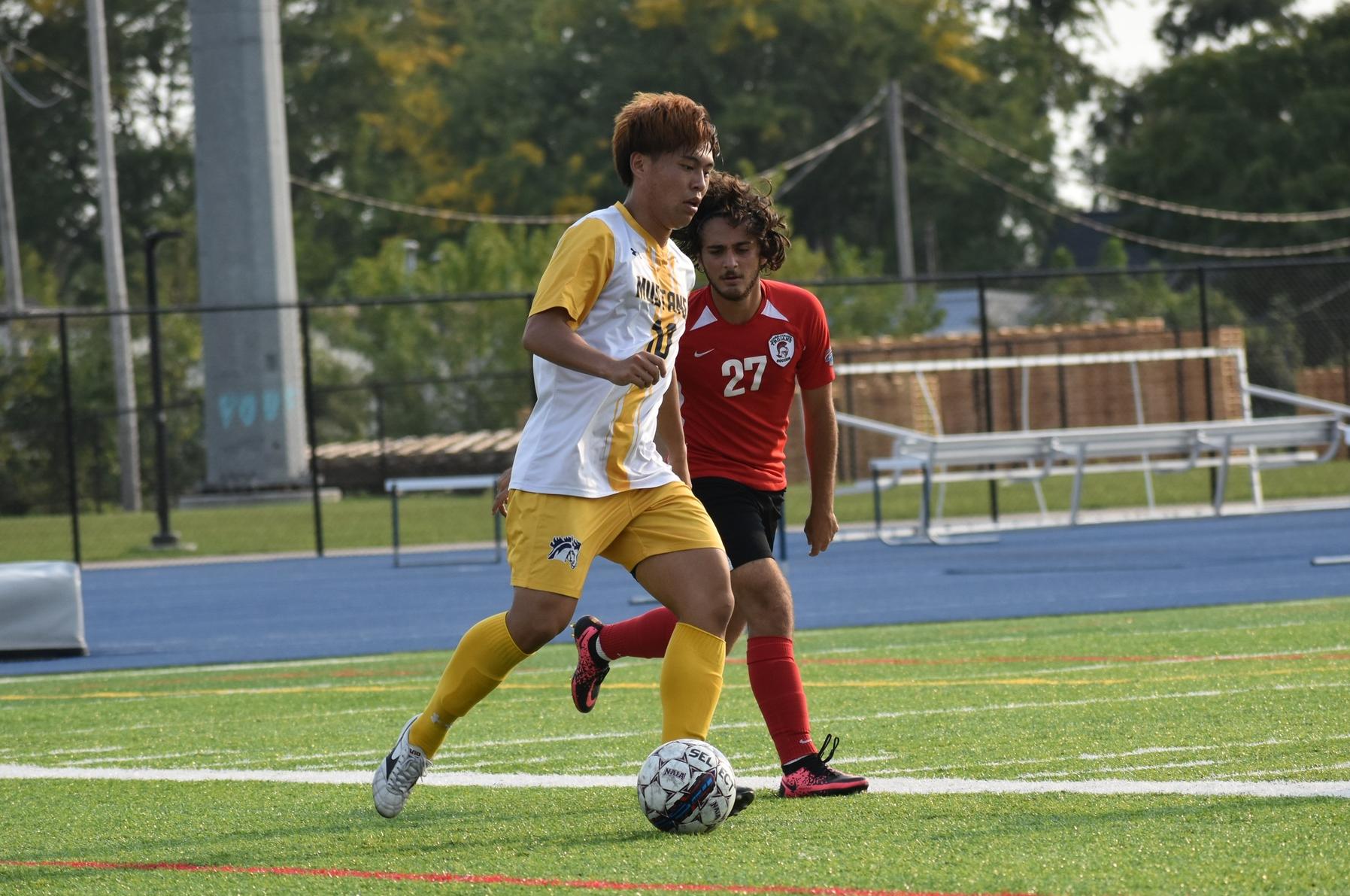 Mustangs grind out win over Pride