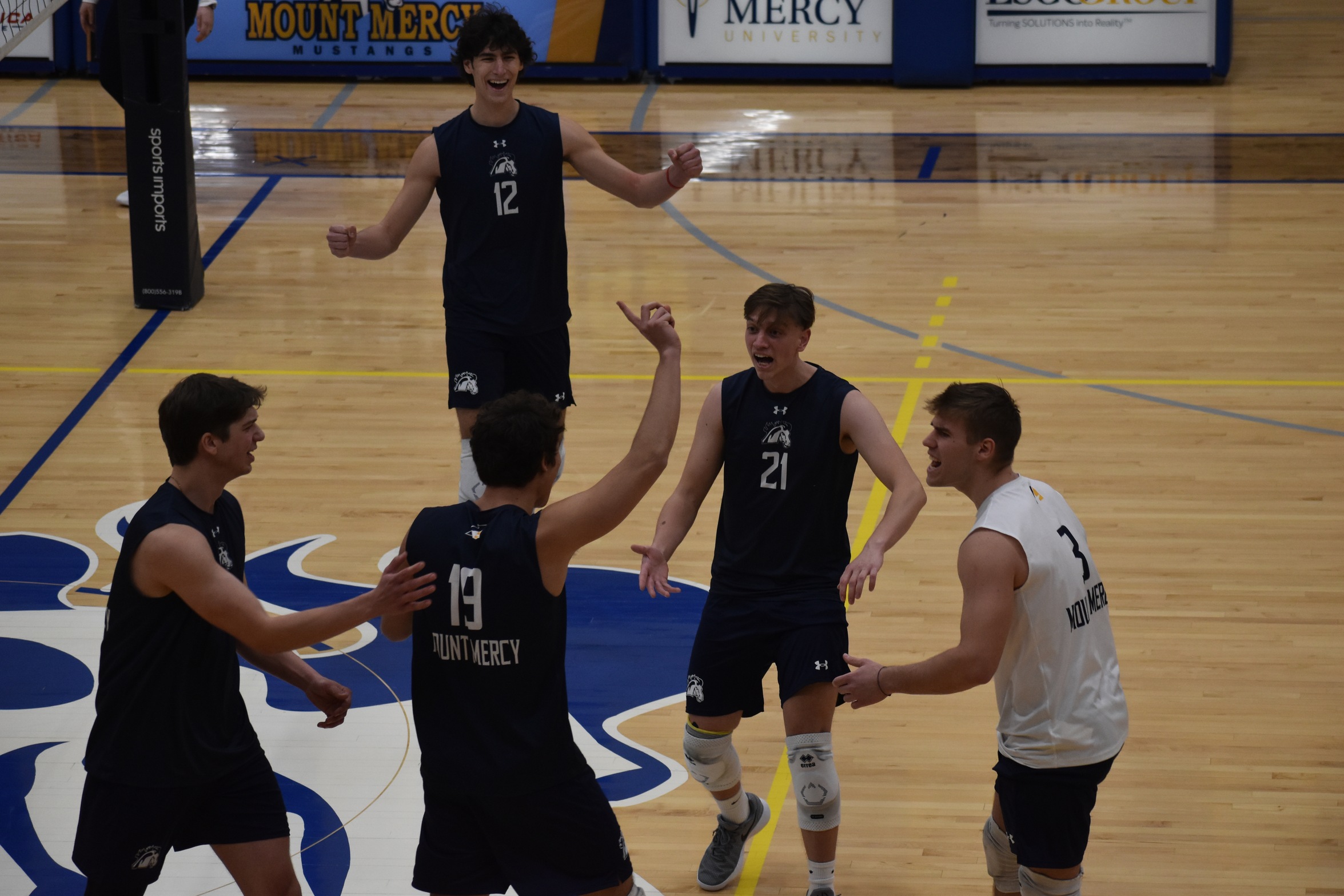 Mustangs Charge Past Defenders in Road Victory