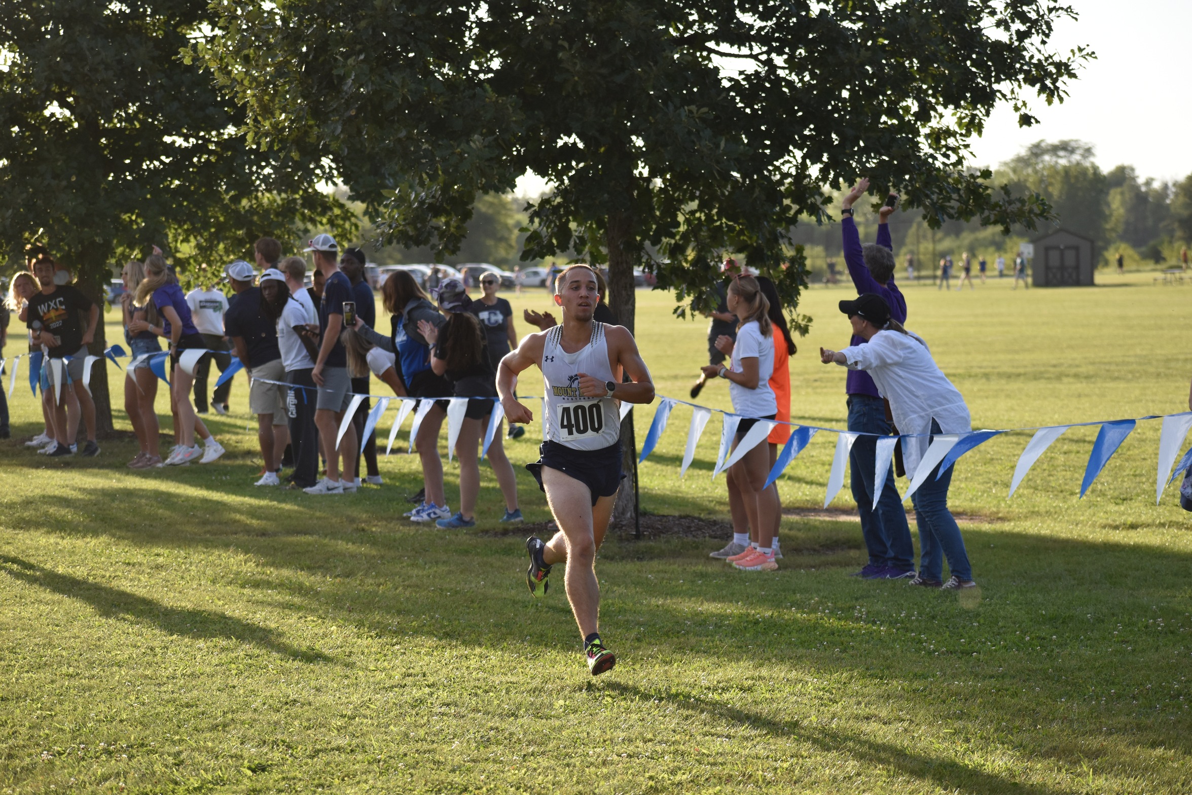 Mustangs Place Four in Top 50 to Finish Ninth at National Catholic Invite