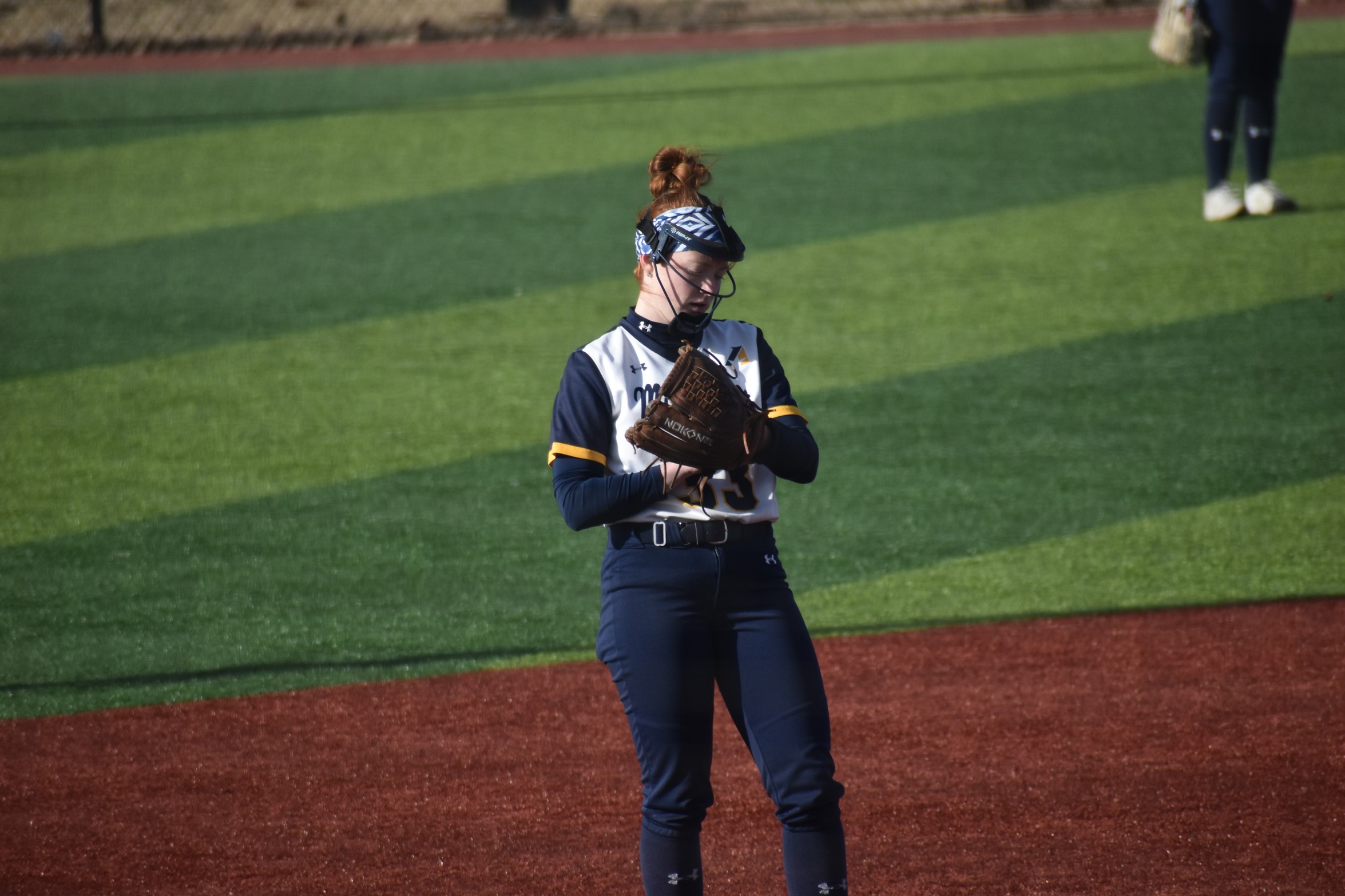 Mustangs Open Arizona Trip with a Pair of Wins