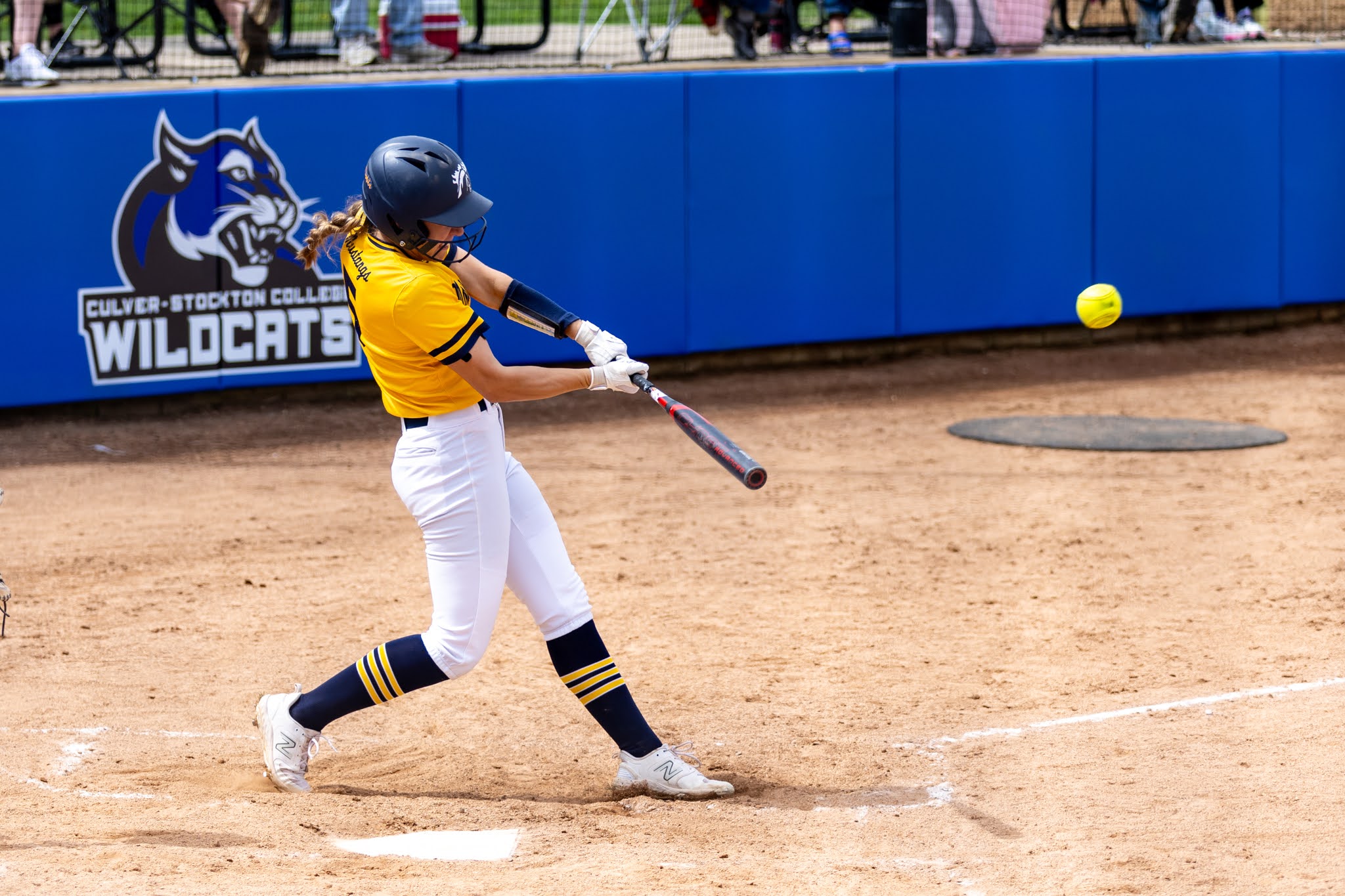 Mustangs Bounce Back to Earn Split with Owls