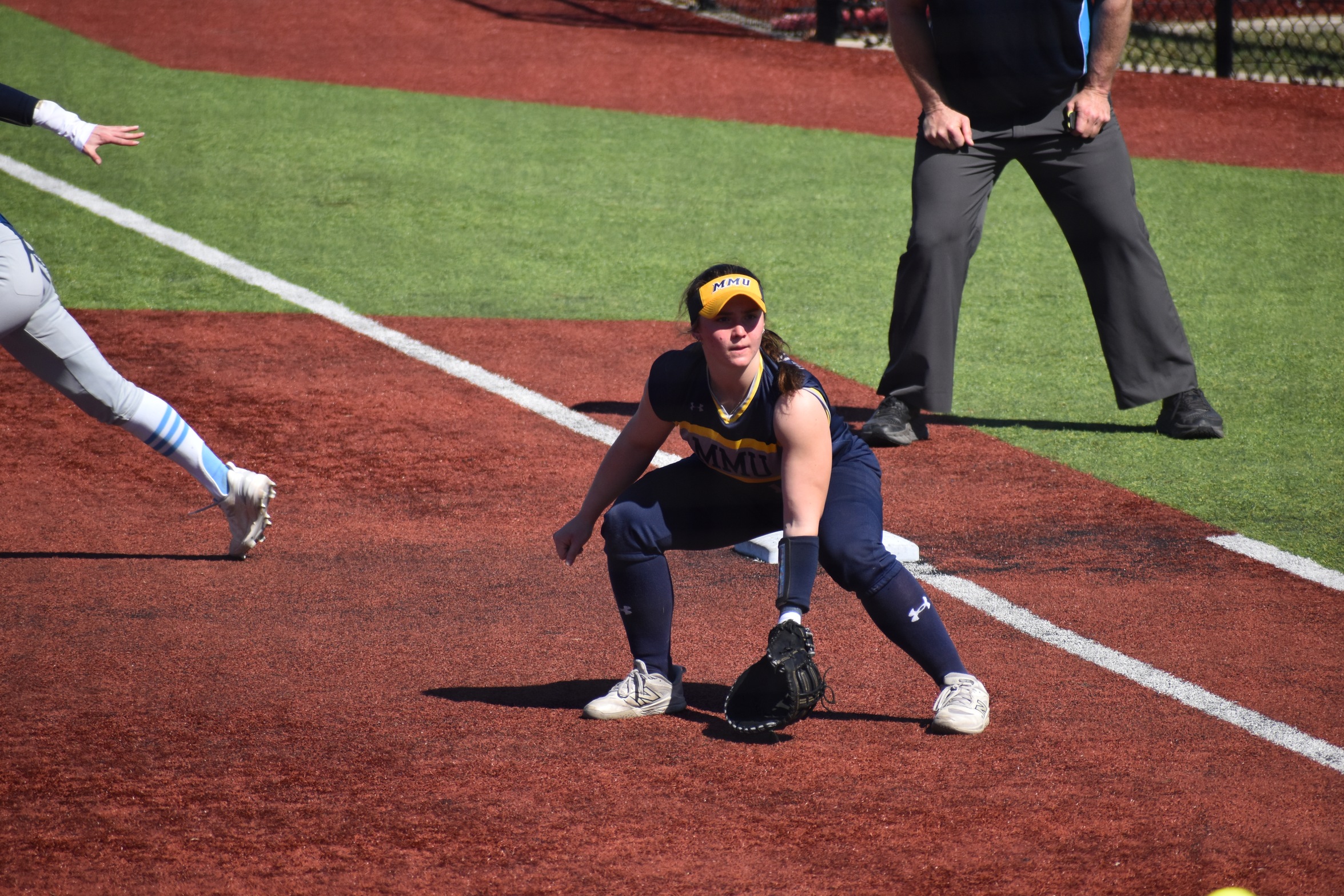 Mustangs Drop Opener, Respond with Strong Finish to Split