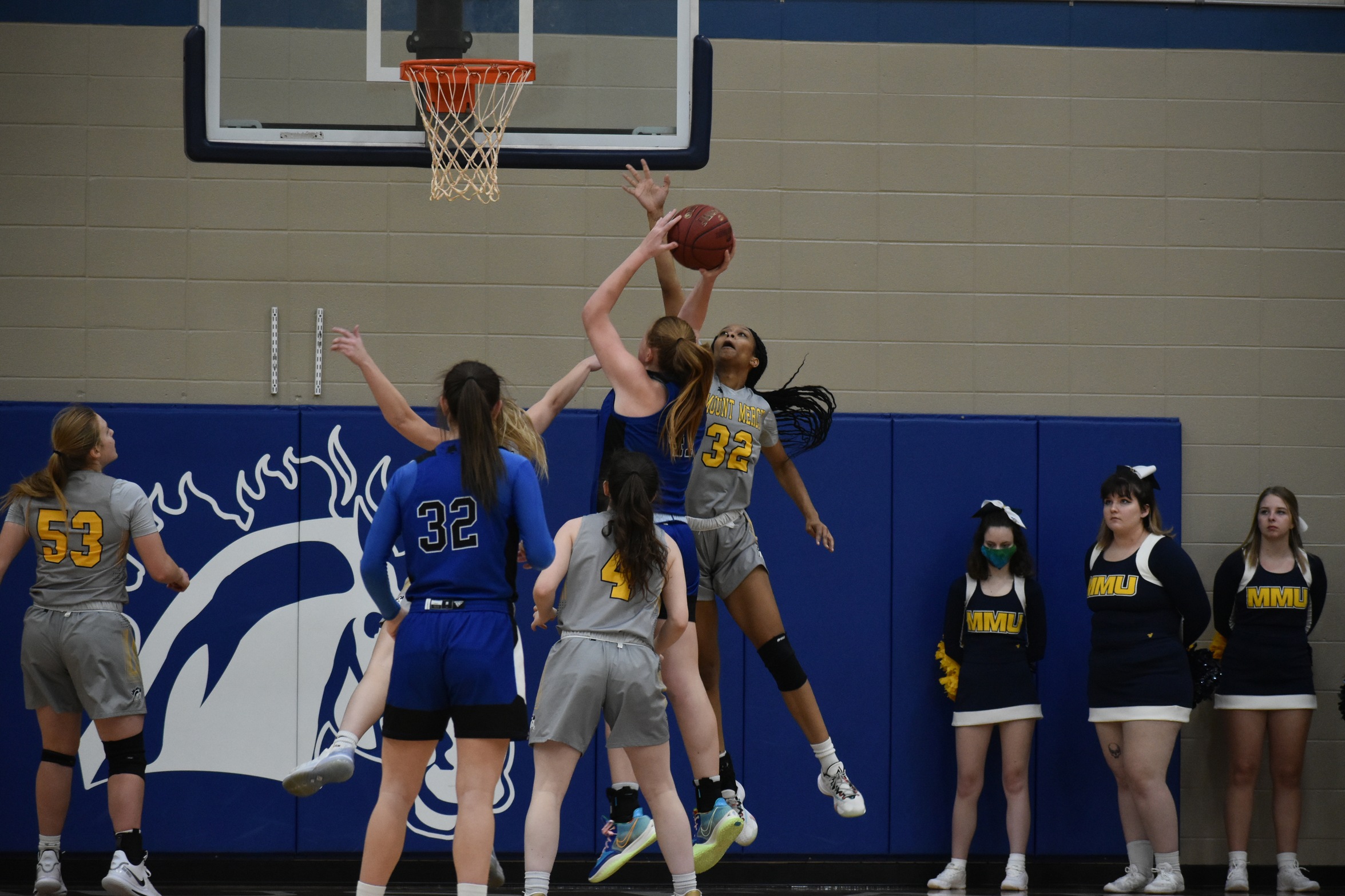 Bobcats dominate second, third quarters to beat Mustangs