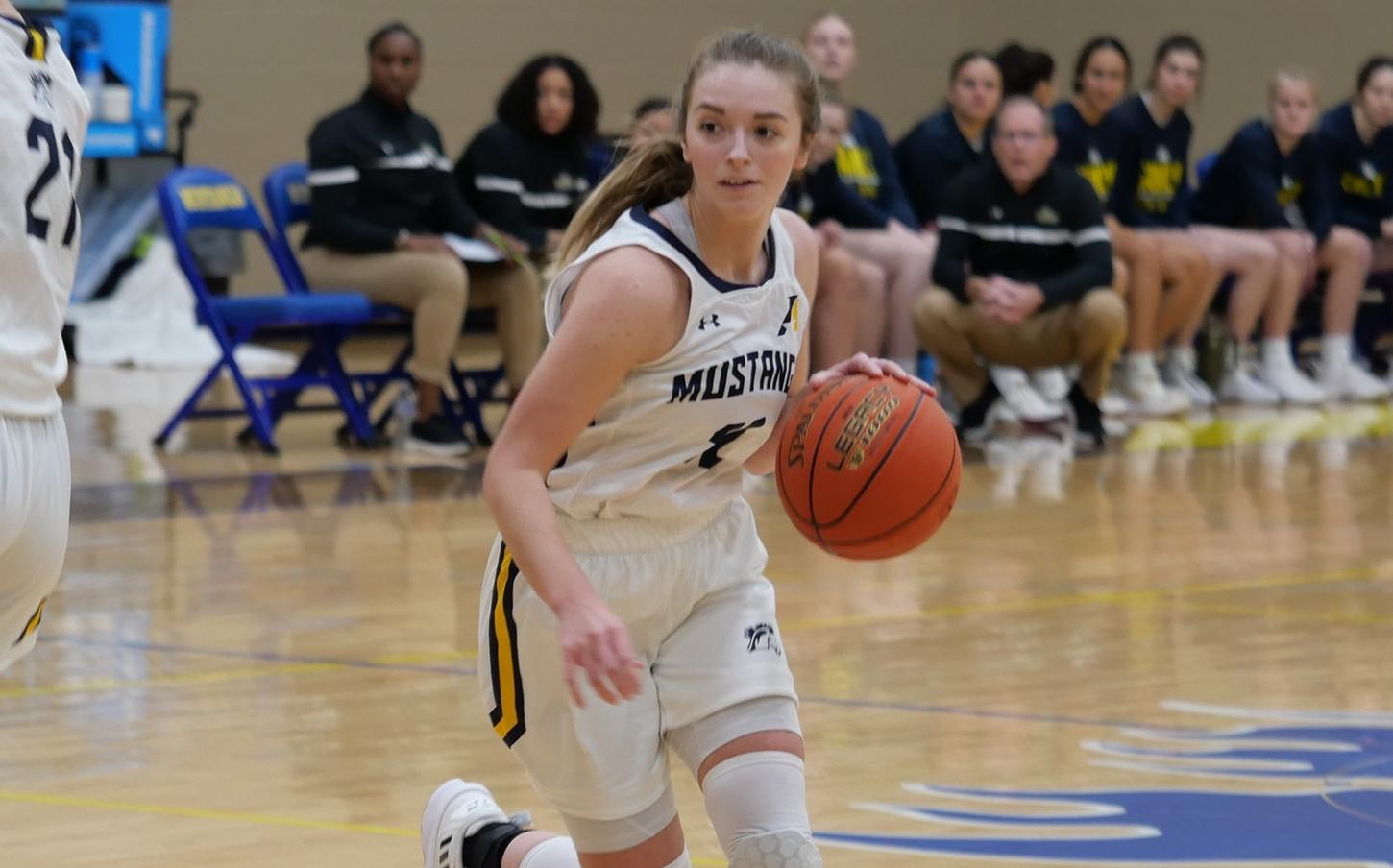 Late three lets Pride escape Mustang upset bid