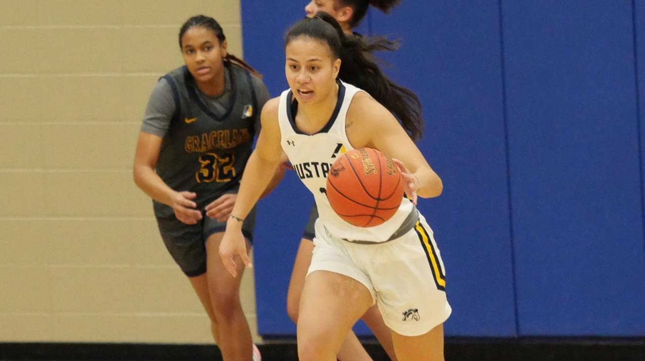 Mustangs earn dominant road win