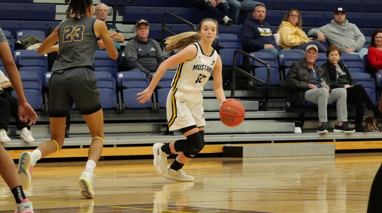 Yellowjackets get Mustangs in overtime