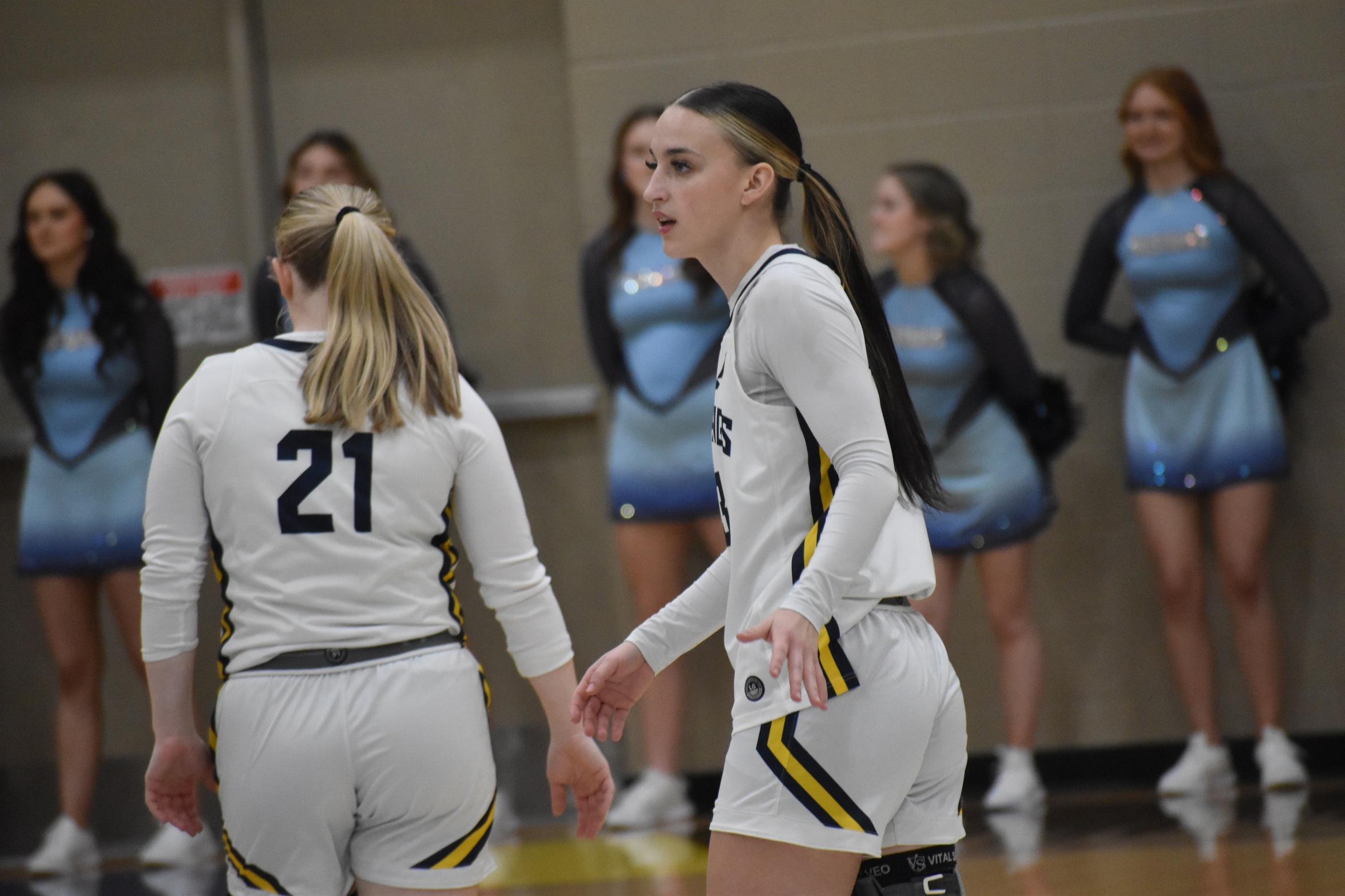 Mustangs Fall to Ravens on Senior Day