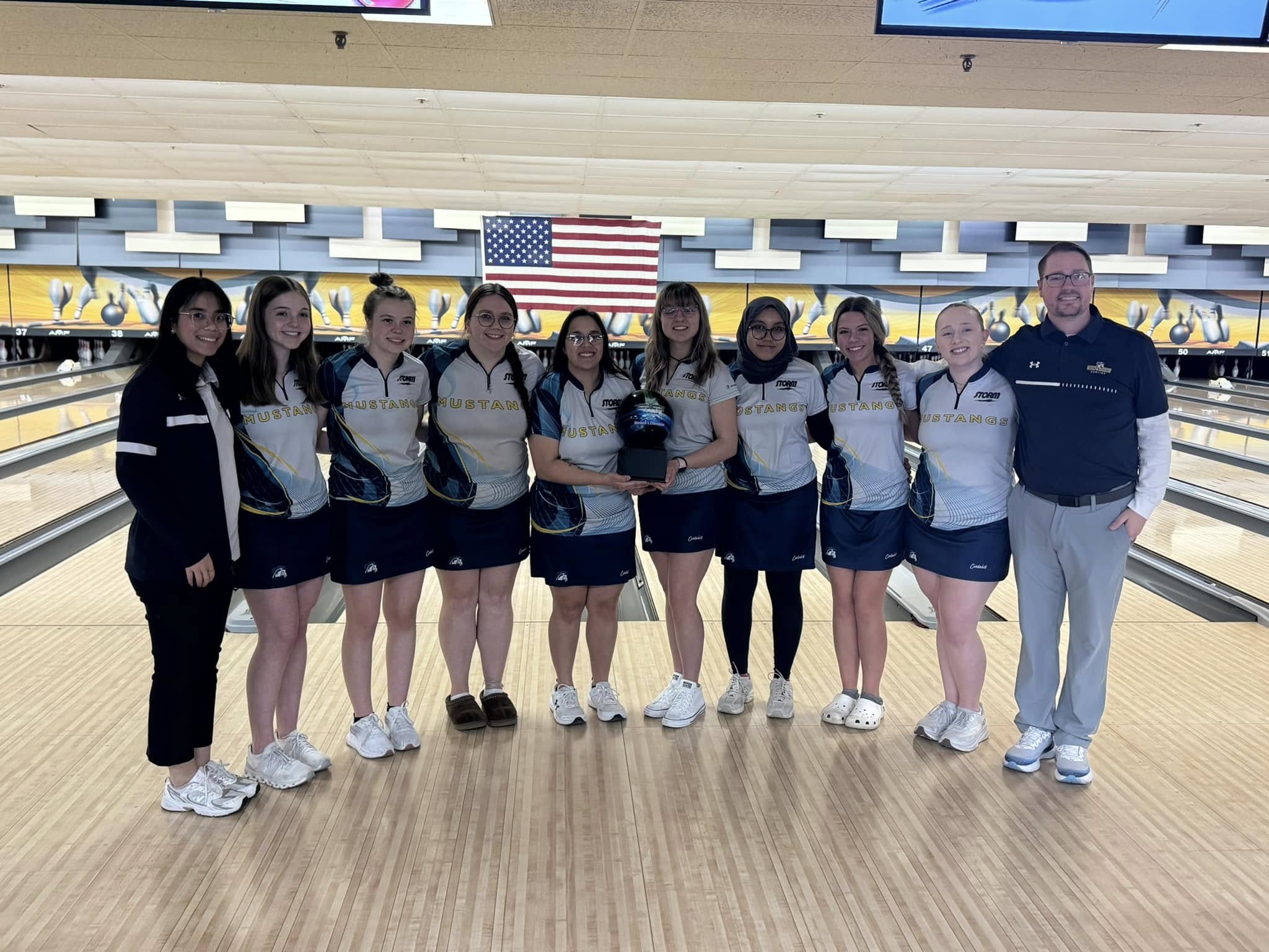 Mustangs Win Second Straight Tournament at BPA Kegel Midwest Classic
