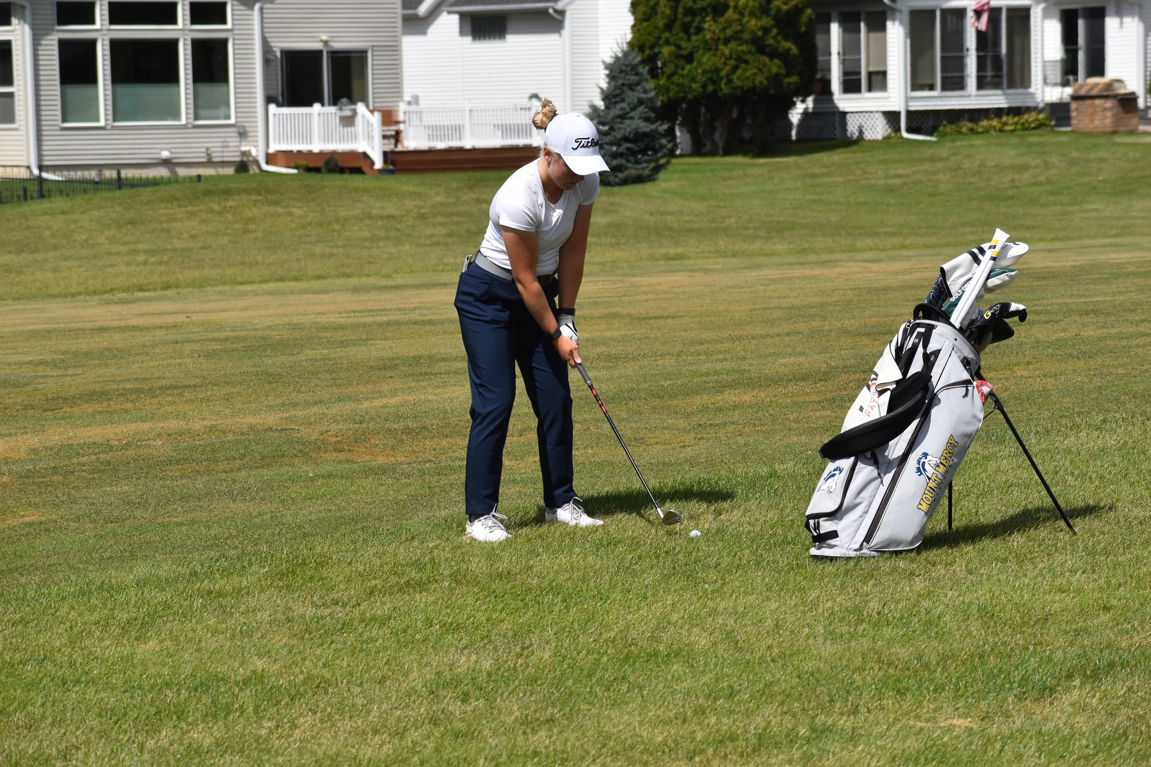 Mustangs Finish Sixth at St. Kate's Fall Invite