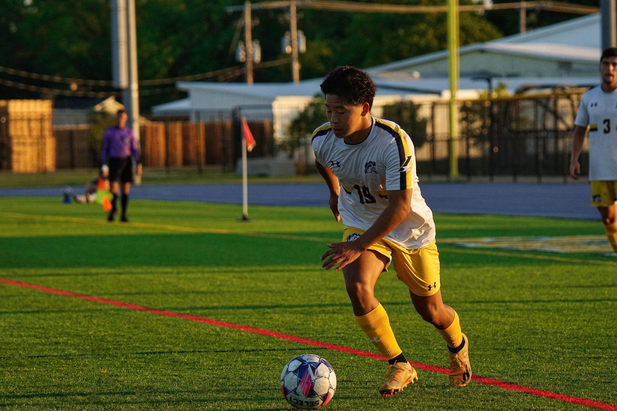 Mustangs Fall to 11th-Ranked Missouri Valley in the Conference Opener