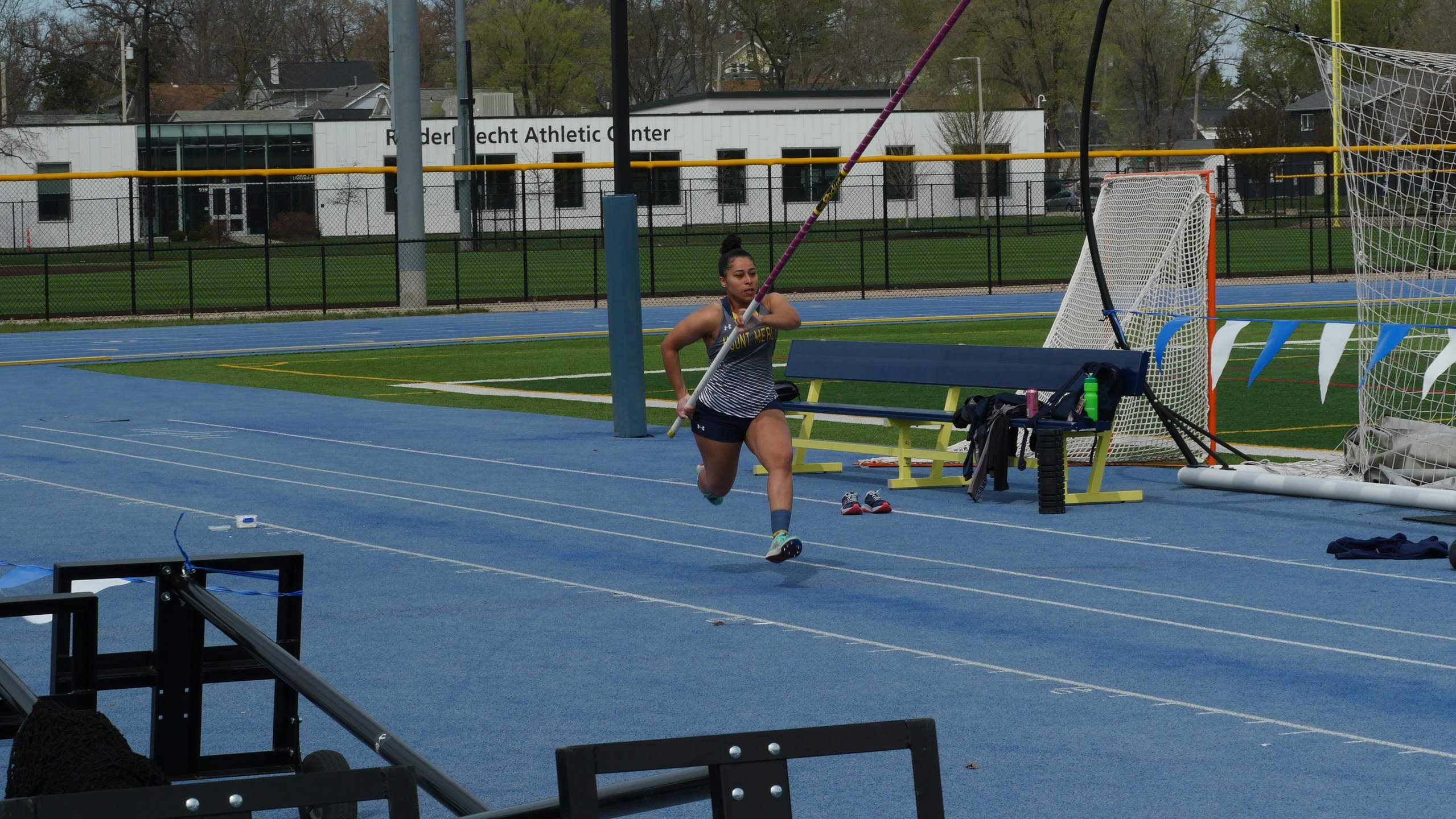 Mustangs Conclude Hilltop Invitational with Strong Performances