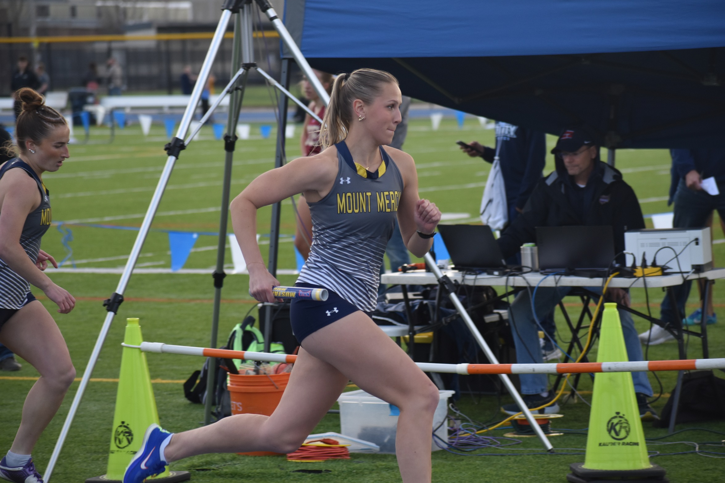 Six Event Titles Propel Mustangs at DeBacker Invitational