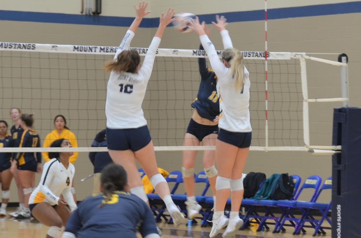 Mustangs end tournament with win, eye conference play