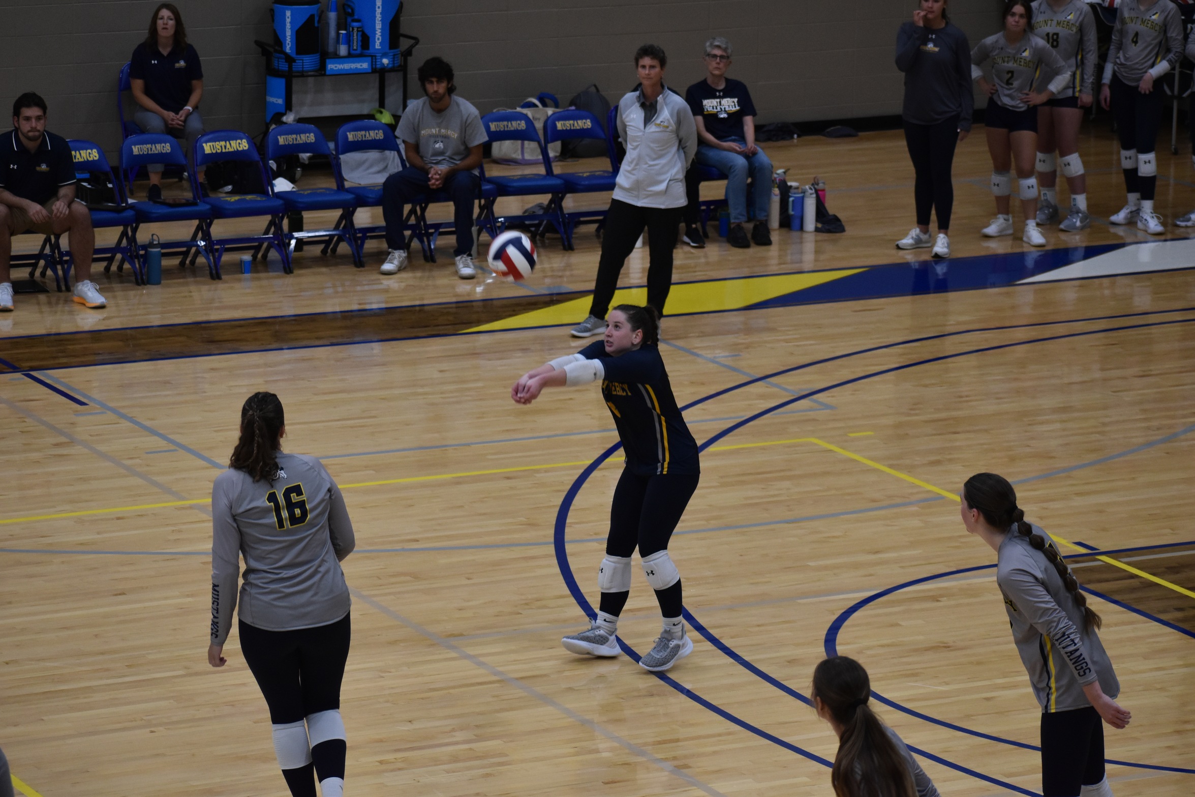 Hested and Mussman Surpass Career Dig Milestones Despite Loss to the Statesmen