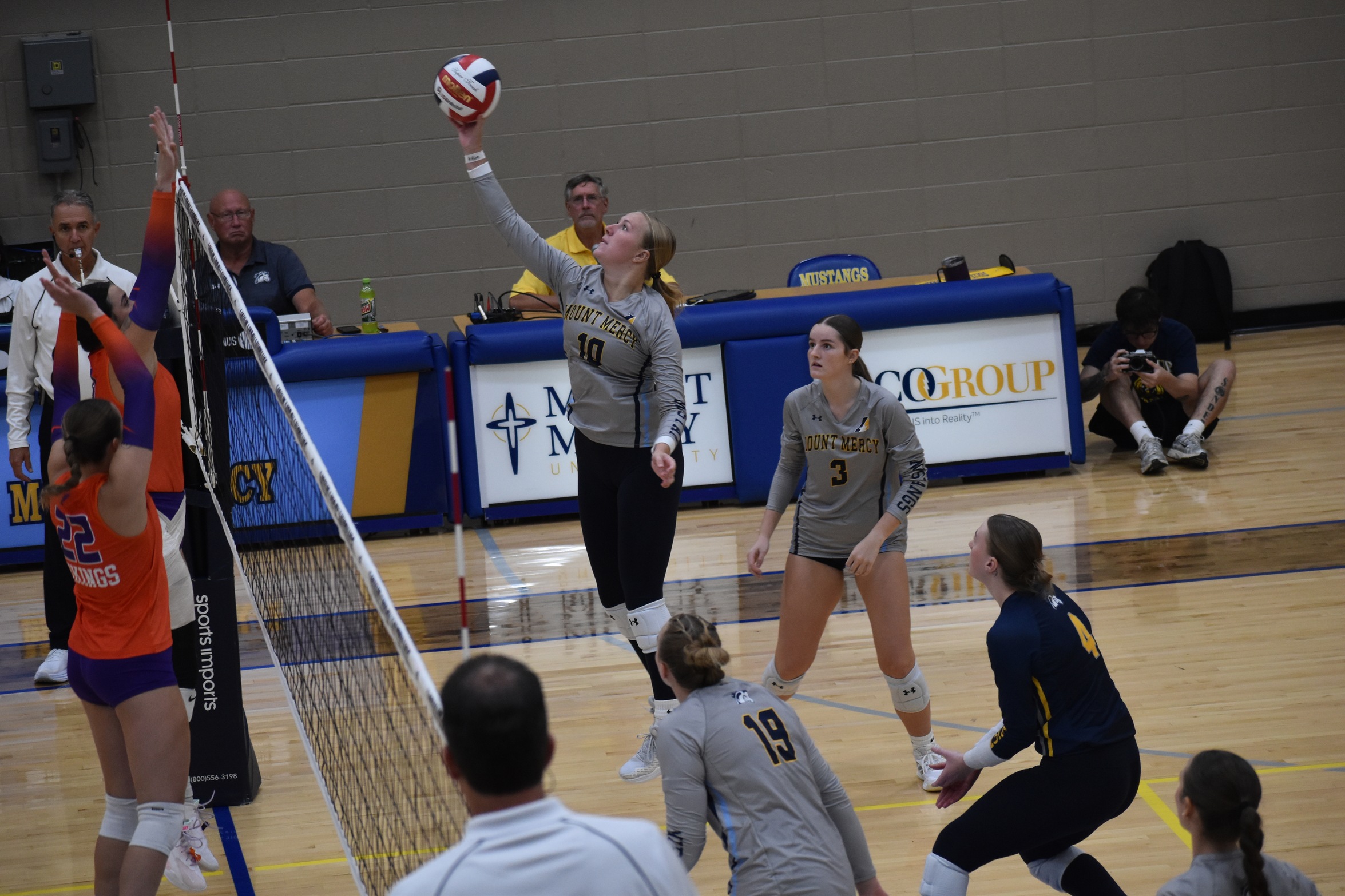 Mustangs Rally Past Statesmen in Four Set Victory