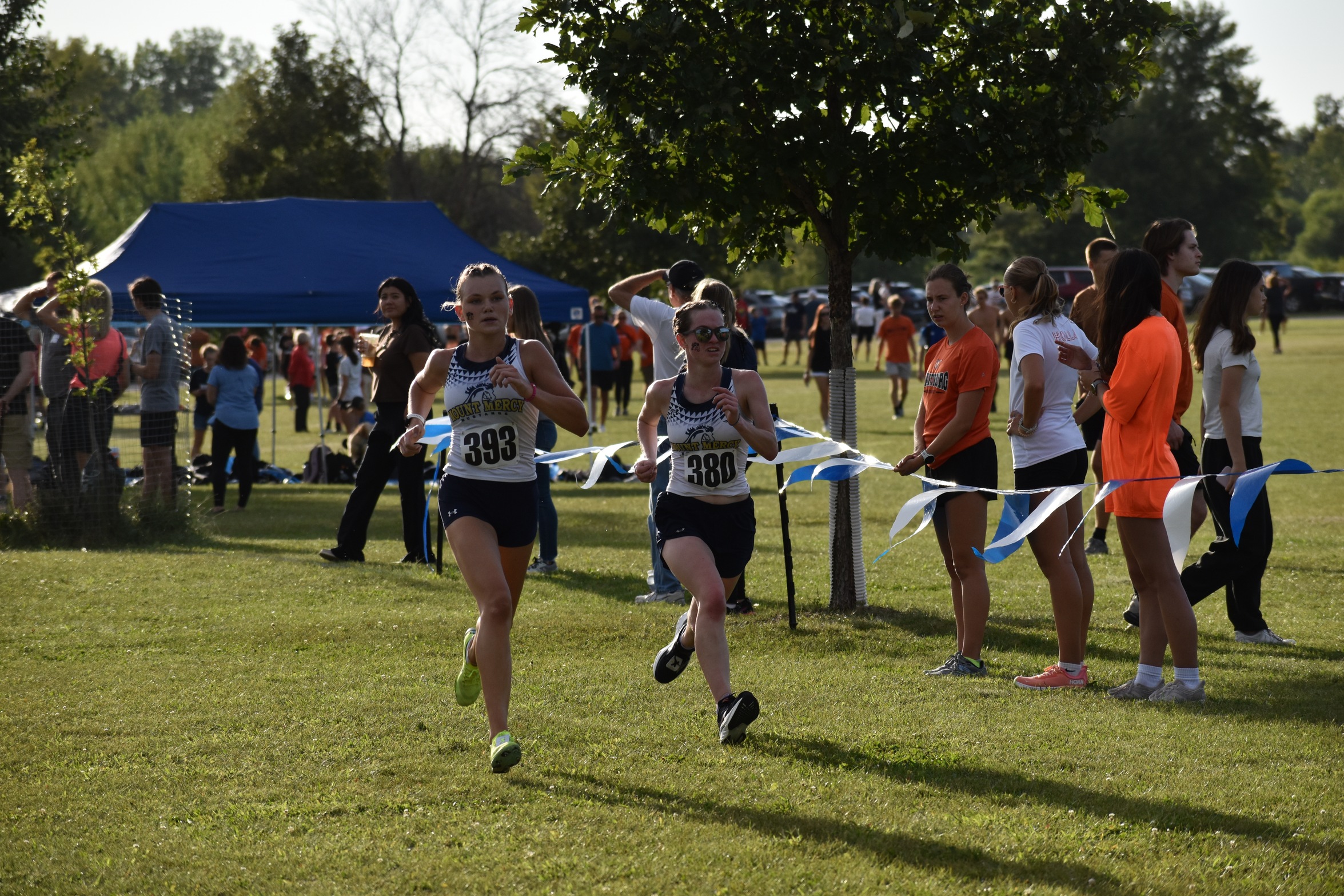 Women's Cross Country Finishes Third in Seminole Valley Stampede